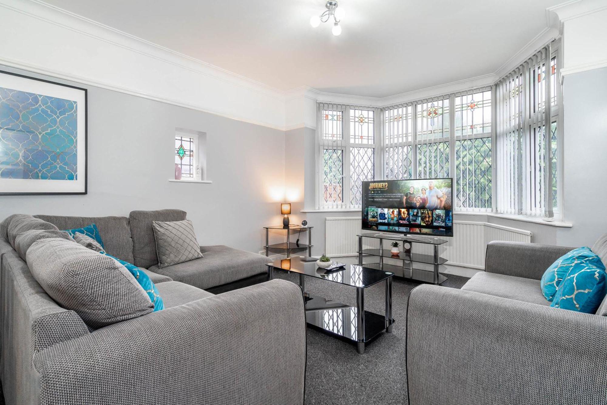 5 Bedroom House - 11 Guests - Garden - Wifi - Smart Tv - Top Rated - Large Driveway 4 Multiple Vehicles - Perfect For Contractors Birmingam Exterior foto